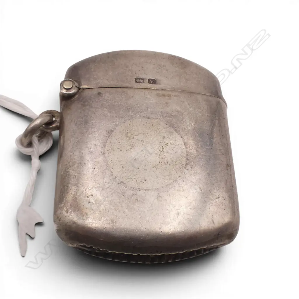 STG SILVER PLAIN VESTA W SUSPENSION LOOP Birmingham 1920. 20.5gms Image 1++