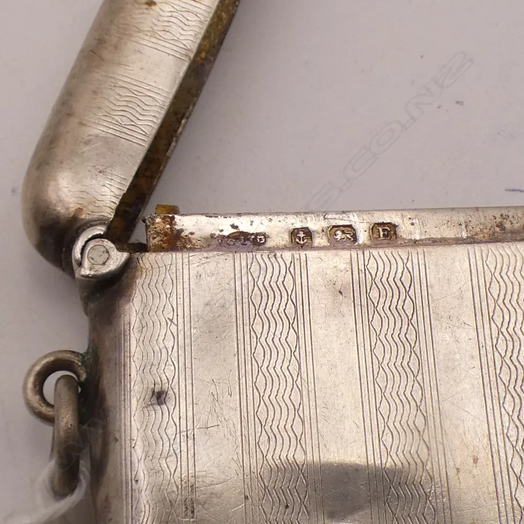 STG SILVER engraved VESTA W SUSPENSION LOOP Birmingham 1929. 22gms Image 1++