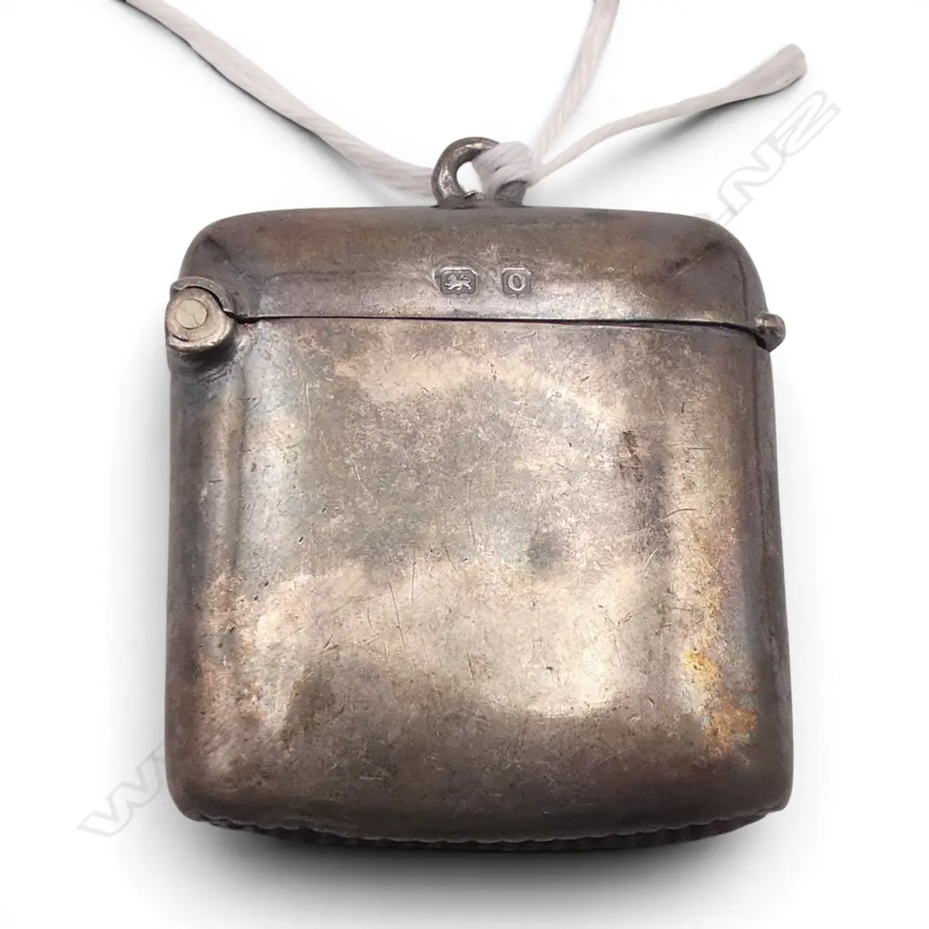 STG SILVER PLAIN VESTA W SUSPENSION LOOP Birmingham 1913. 17.4gms Image 1++