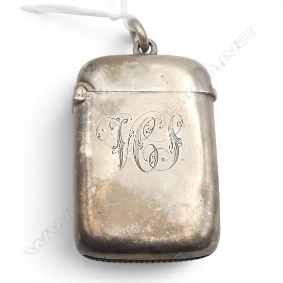 Birmingham 1897 PLAIN SILVER VESTA with suspension loop. 23gms. 