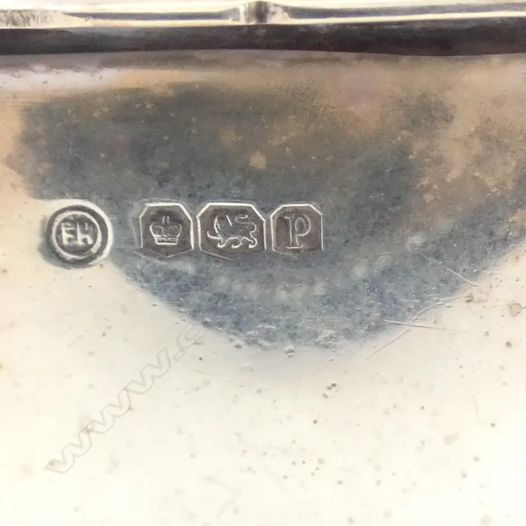 3 PCE STG SILVER CONDIMENTS Sheffield 1932 silver weight 69gms. 2 pces with blue glass liners Image 1++