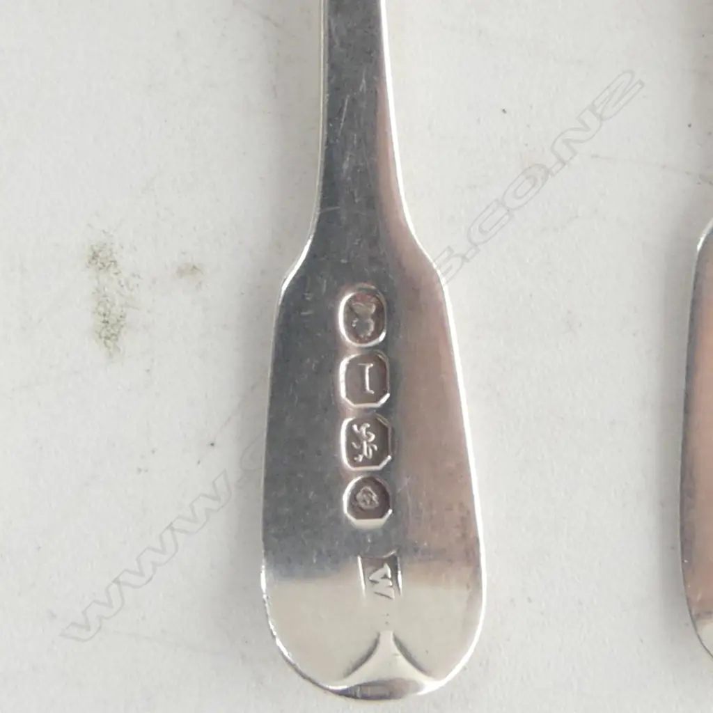 4 S/SILVER SALT SPOONS VARIOUS MAKERS51GMS Image 1++