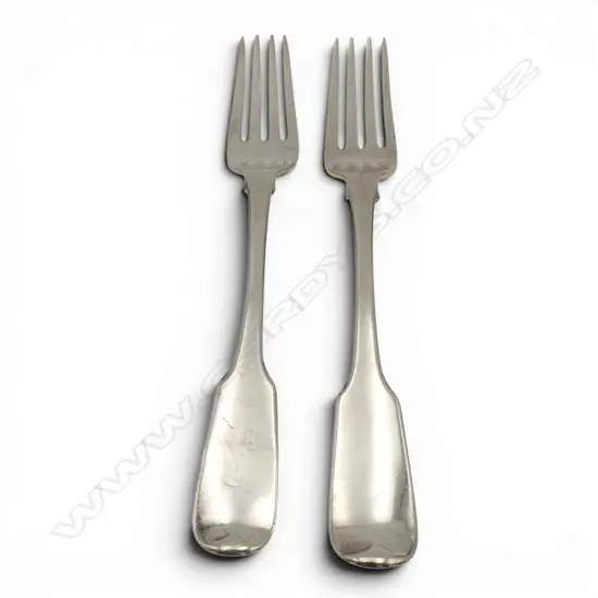 2 GEORGIAN STG SILVER FORKS, LONDON 1820, 138gms