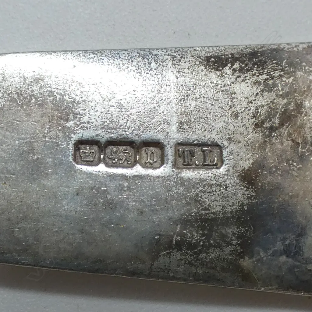 12 SILVER LGE SOUP SPOONS Fiddle pattern Sheffield 1913.  786gms Image 1++