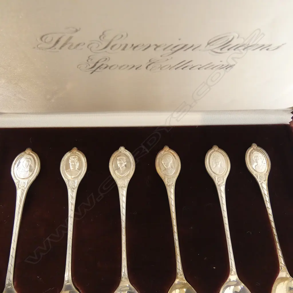 SOVEREIGN QUEENS STG SILVER SPOON COLLECTION, 155gms Image 1++