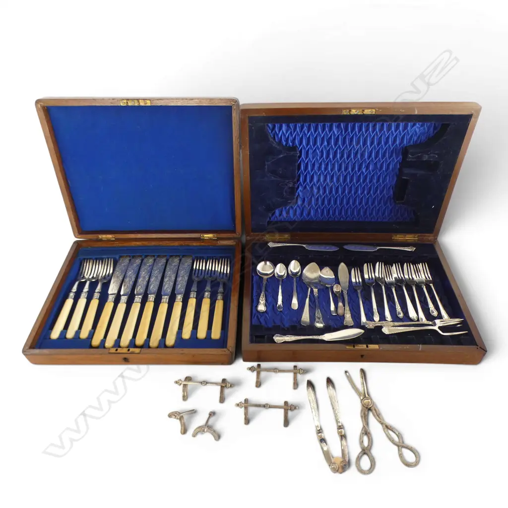 2 BOXES CUTLERY; 12 PCE FISH SET + ASST. EP Image 1++