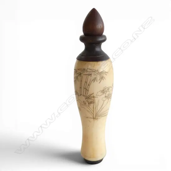 ORIENTAL CARVED BONE & WOOD SCENT BOTTLE H.110mm