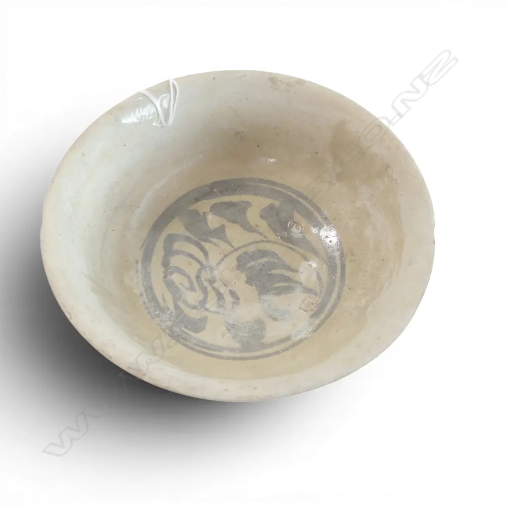 OLD ORIENTAL SHIP WRECK FIND ? BOWL possibly Vietnamese 14th to 16thC. Dia.145mm. small faults Image 1++