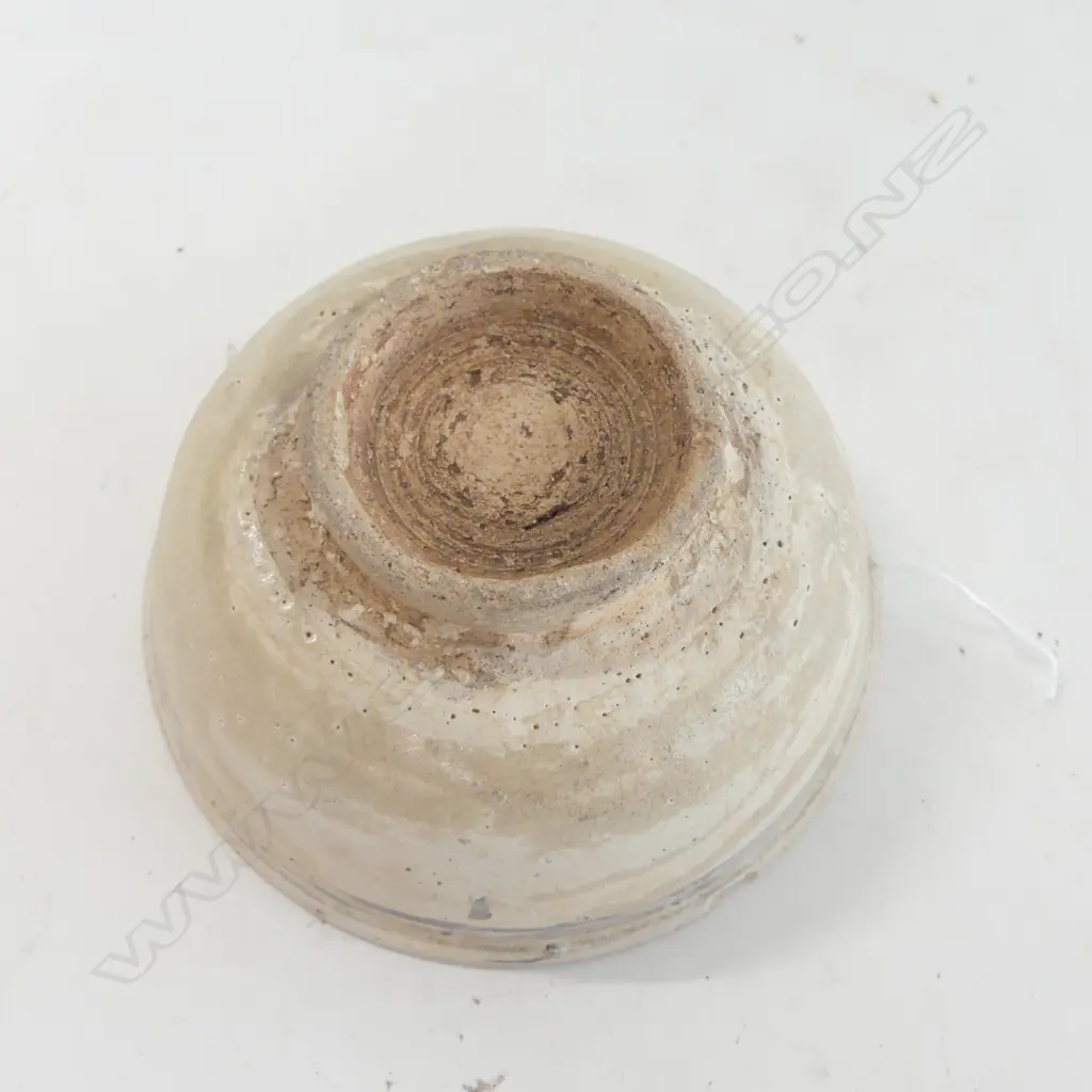 OLD ORIENTAL SHIP WRECK FIND ? BOWL possibly Vietnamese 14th to 16thC. Dia.145mm. small faults Image 1++