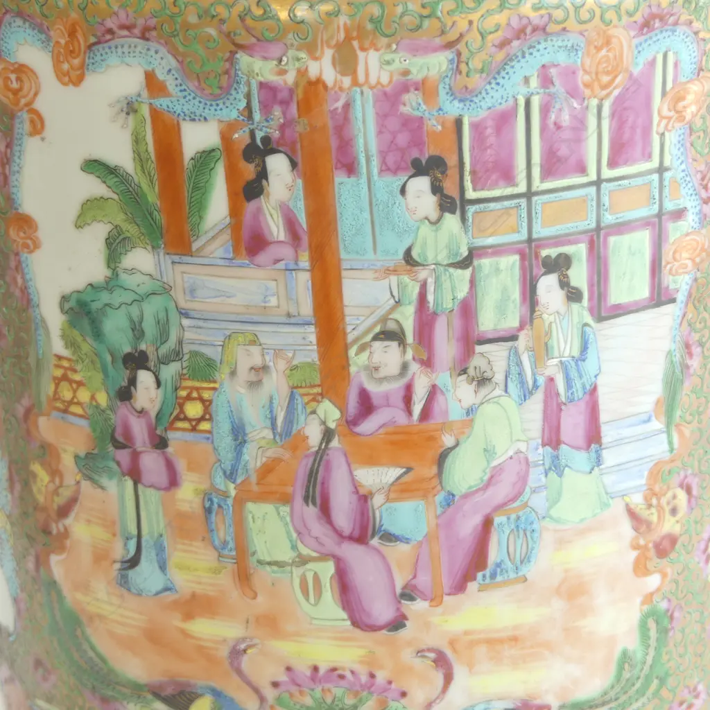 LG 19thC CHINESE ROSE MEDALLION VASE large repair to neck and rim H.635mm Image 1++
