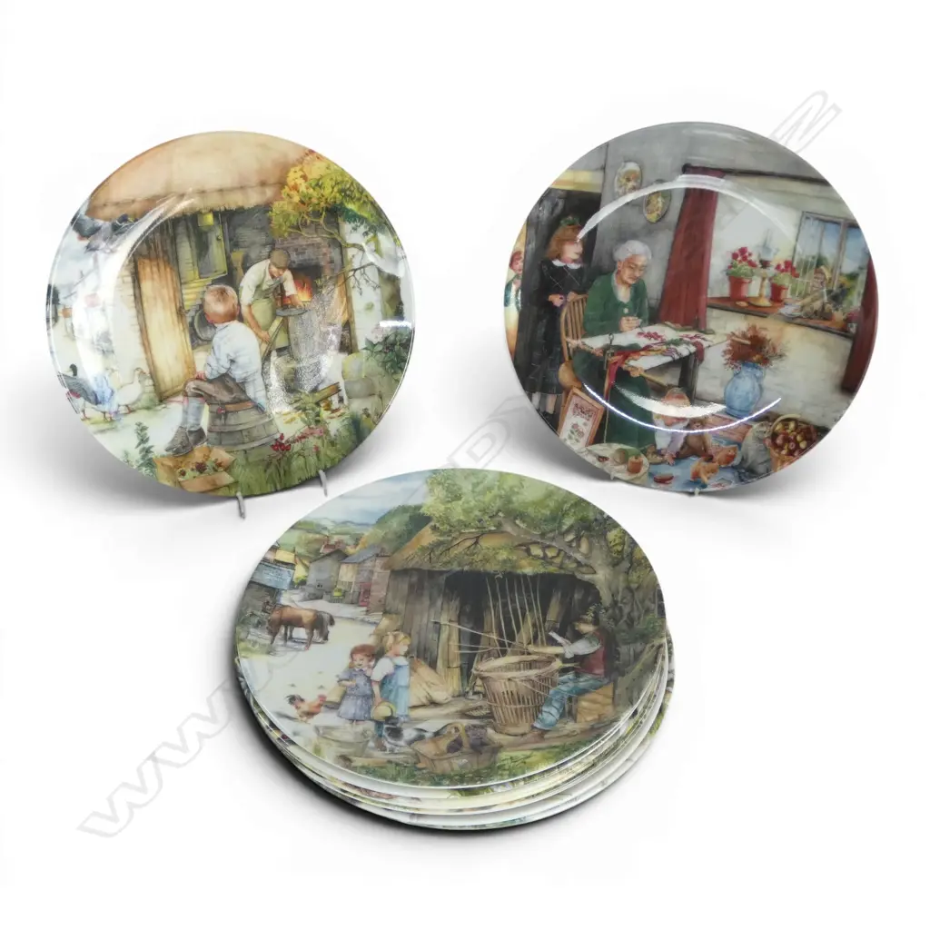 10 ROYAL DOULTON 'OLD COUNTRY CRAFTS' PLATES, Dia.210mm Image 1++
