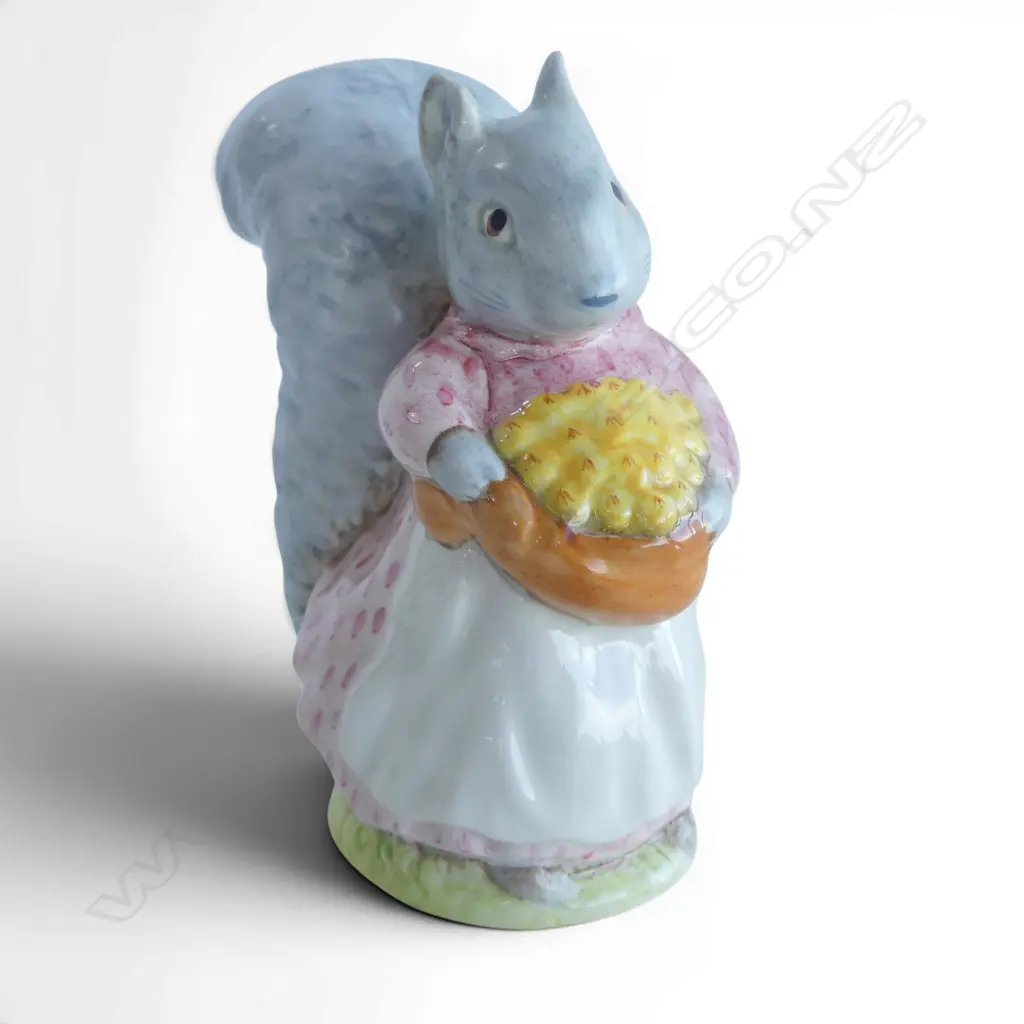 BESWICK BEATRIX POTTER GOODY TIPTOES, GOLD BACKSTAMP H.85mm Image 1++