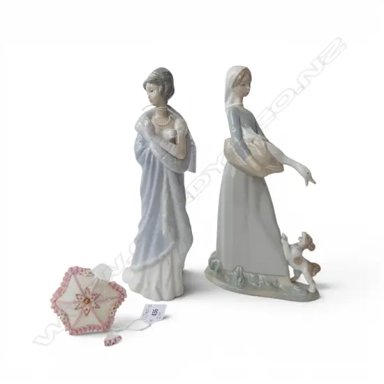 2 LLADRO FIGURINES; LADY w. PARASOL AF, LADY w. GOOSE H.270mm