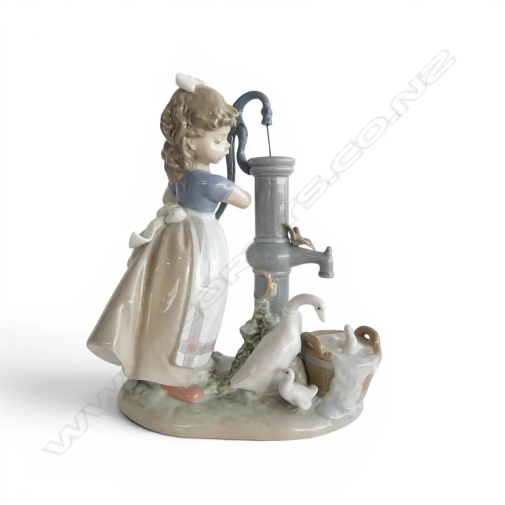 LLADRO SUMMER on the FARM, H.230x200mm Image 1++