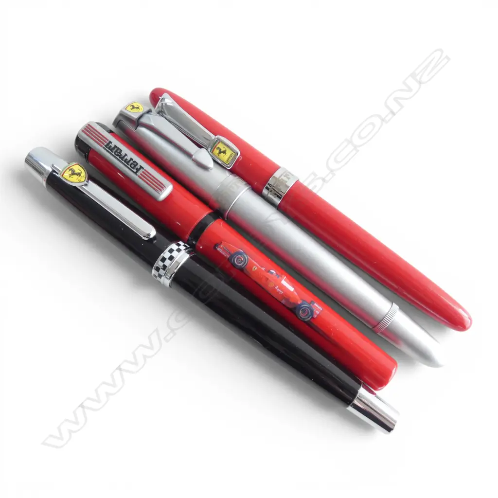 4 FERRARI THEMED PENS; 4 FOUNTAIN PENS & 1 ROLLER Image 1++