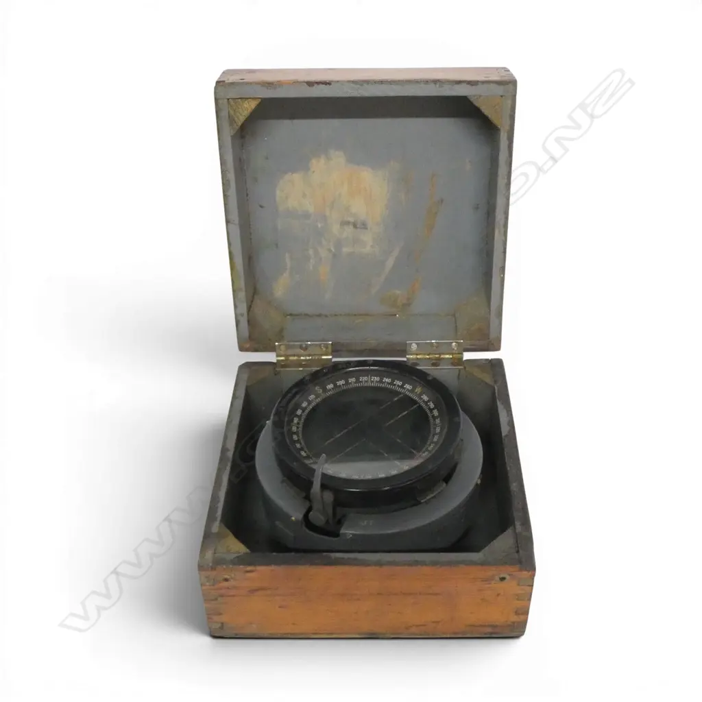 WWII AIRCRAFT COMPASS, 140mm dia, BOXED Image 1++
