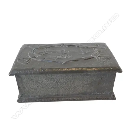 VINTAGE PEWTER BOX W.170mm