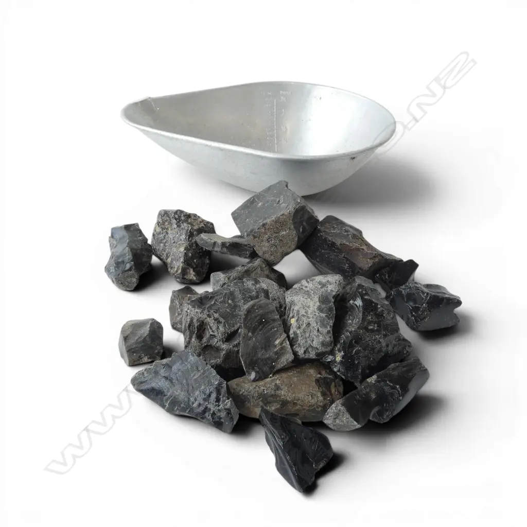 OBSIDIAN VOLCANIC GLASS Image 1++