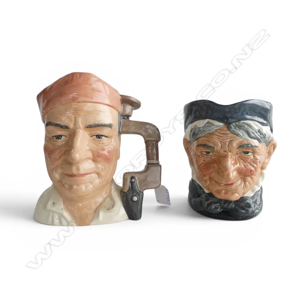 2 LARGE SIZE RD CHARACTER JUGS GRANNY & THE CABINET MAKER H190MM Image 1++