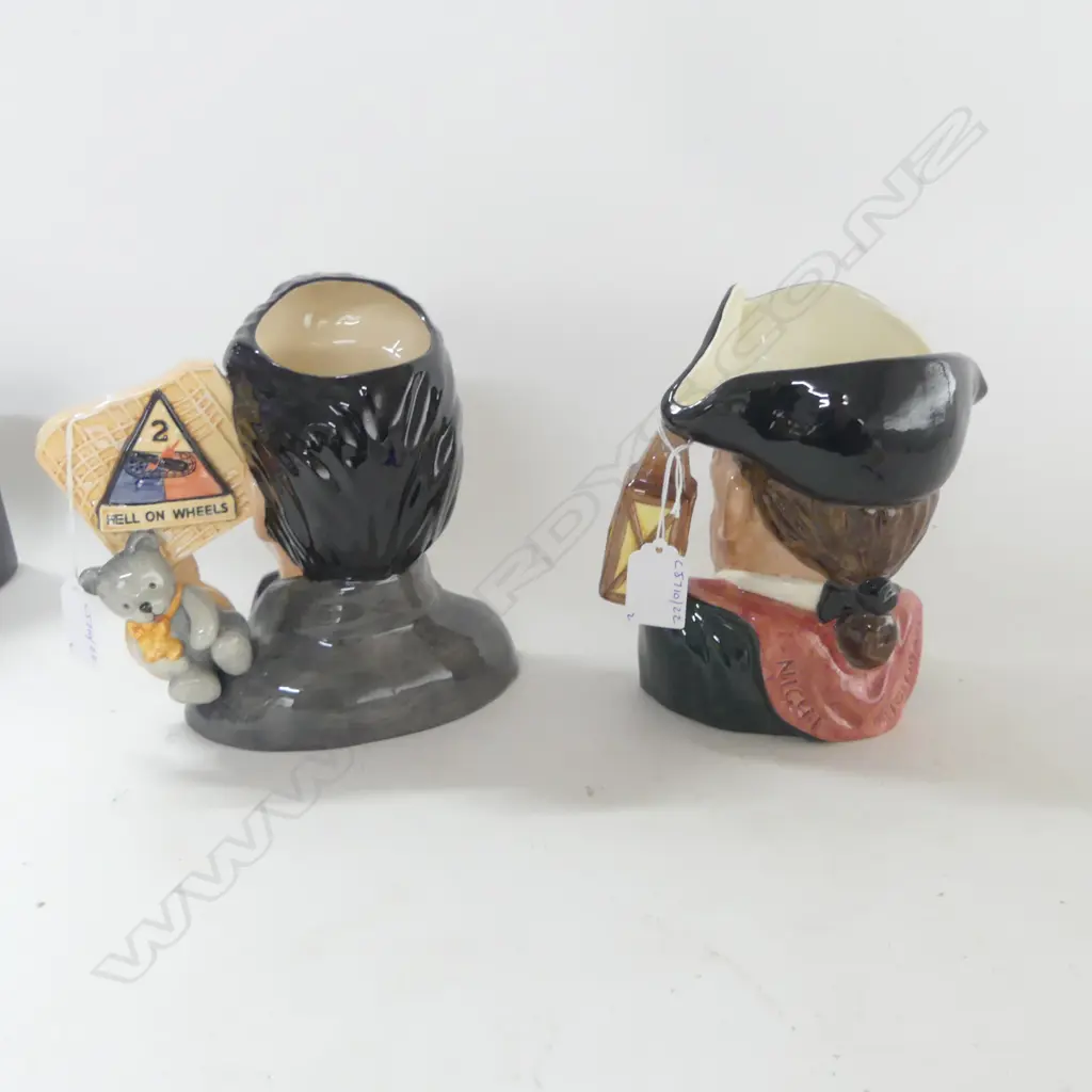 2 LARGE SIZE RD CHARACTER JUGS ELVIS & NIGHT WATCHMAN H190MM Image 1++