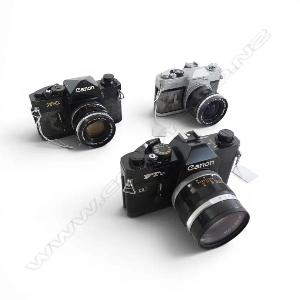3 VINTAGE CANON CAMERAS; F1, FTb, FP Image 1++