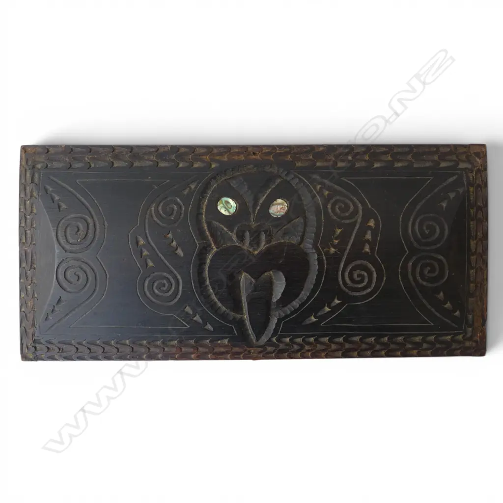 LRG VINTAGE MAORI CARVING JEWELLERY BOX, 350x160x80mm Image 1++