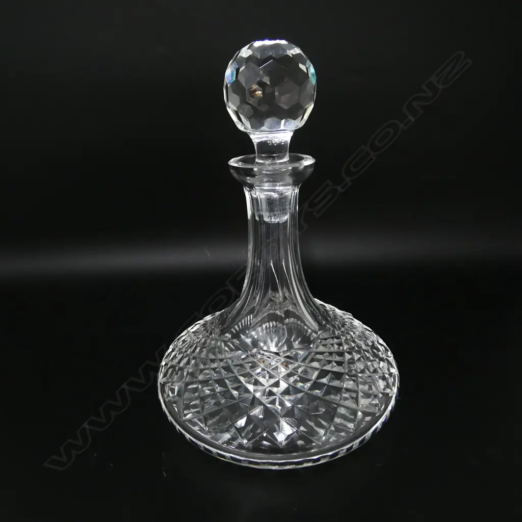 WATERFORD CUT CRYSTAL DECANTER H.260mm Image 1++