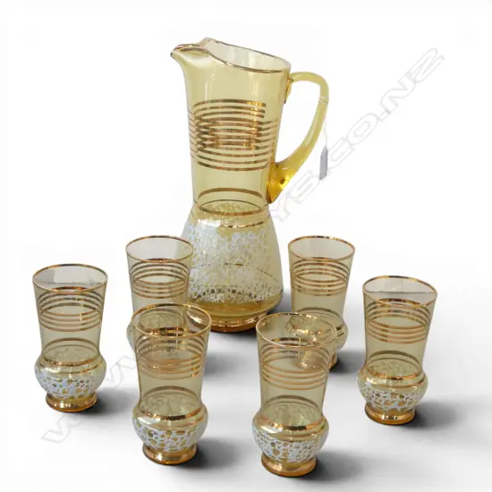 VINTAGE GLASS JUG + 6 GLASSES