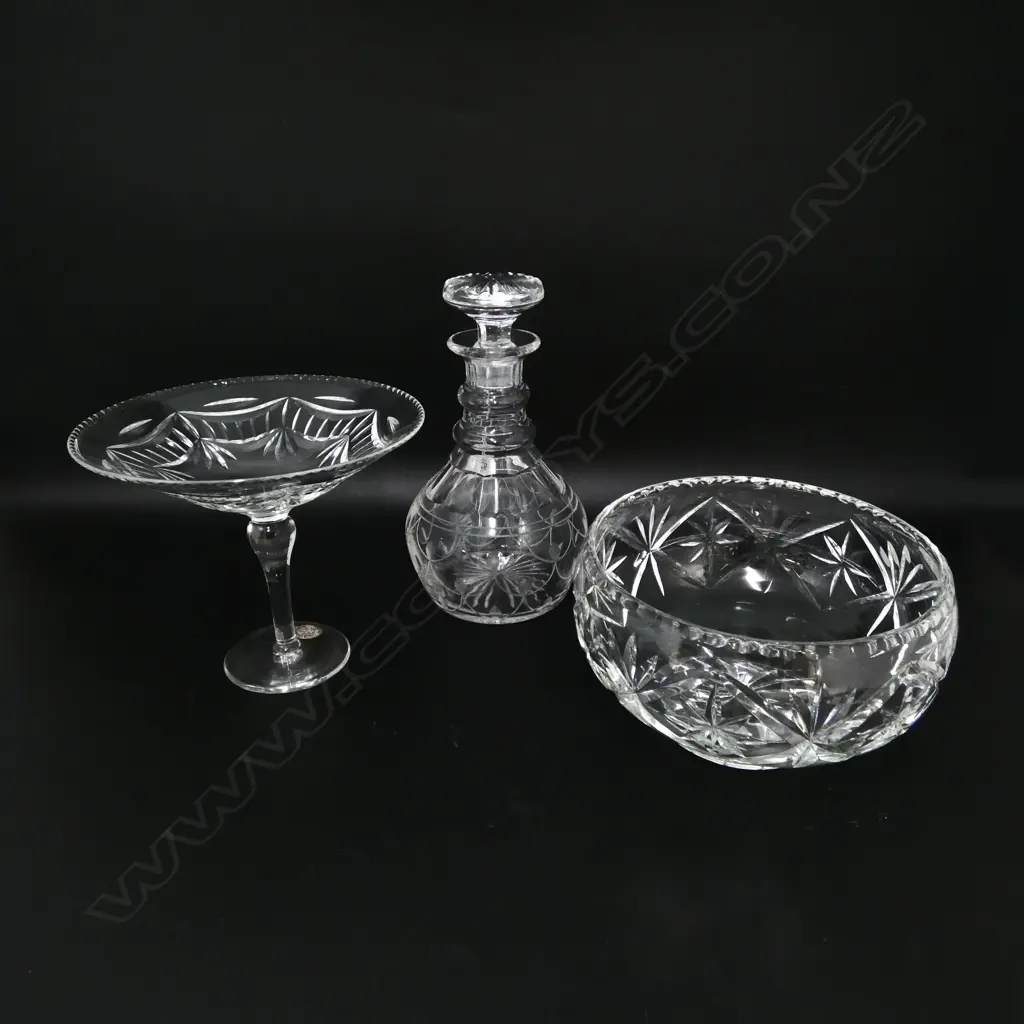 STUART CRYSTAL DECANTER + WEBB & CORBETT BOWL & TAZZA H.240mm Image 1++