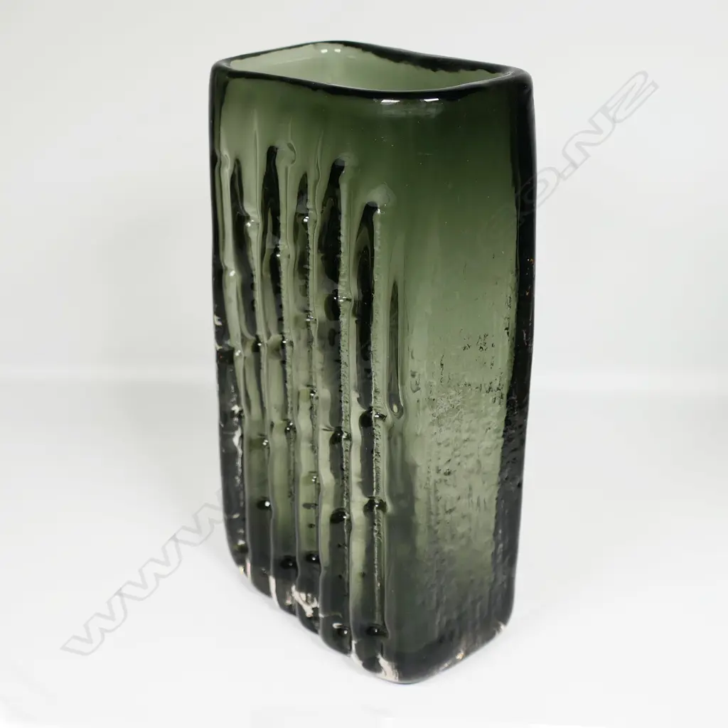 # Whitefriars Geoffrey Baxter design 'Bamboo' glass vase. Pattern No.9669. H.200mm. Image 1++