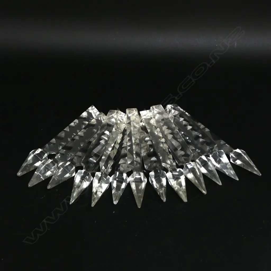 14 VICTORIAN CUT CRYSTAL LUSTRES, L.135MM Image 1++