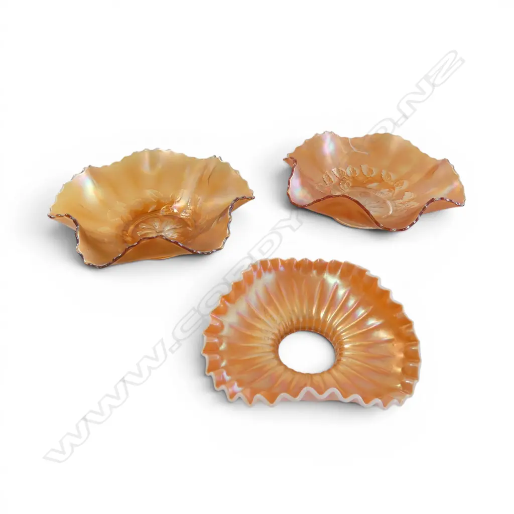 3 COLOURED GLASS BOWLS W.245mm Image 1++