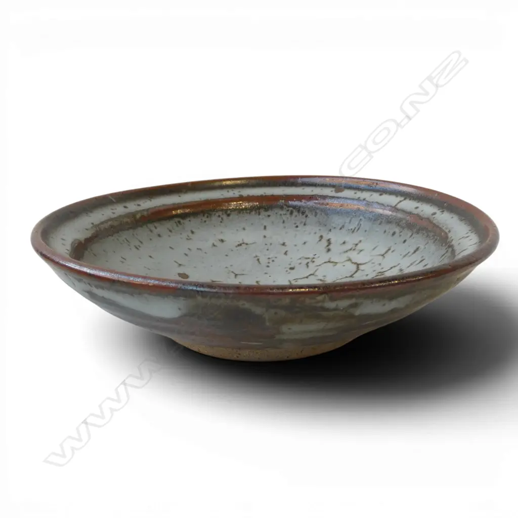 LEN CASTLE BOWL, 200mm dia Image 1++