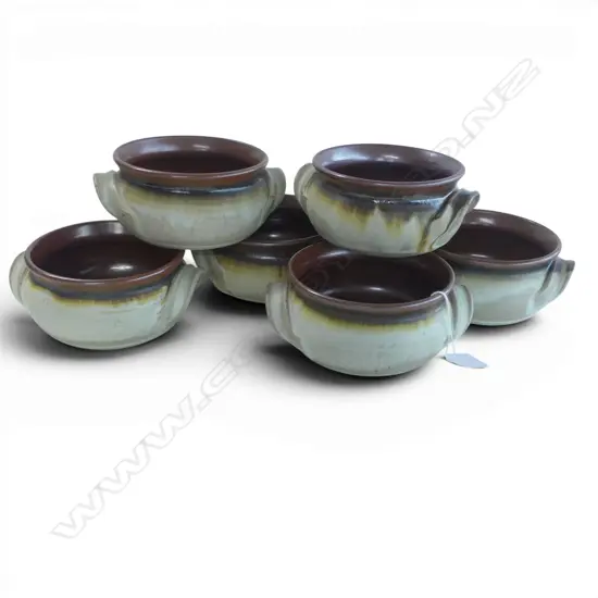 ROYCE MCGLASHEN SET OF 6 STUDIO POTTERY RAMEKINS Dia.160mm