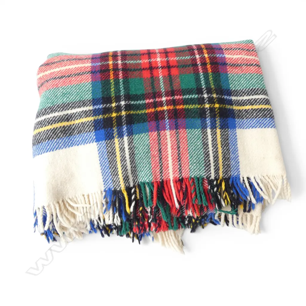 KAIAPOI WOOL TRAVEL RUG  Image 1++