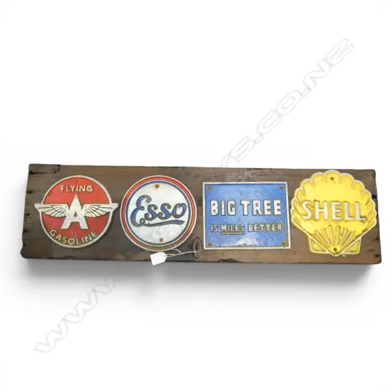 RUSTIC BOARD w. 4 PETROL PUMP PLAQUES L.850mm