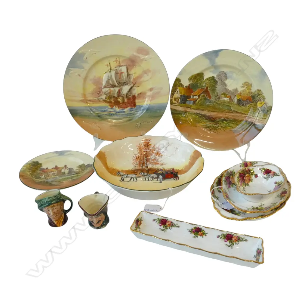 ASST. ROYAL DOULTON & ALBERT 'OLD COUNTRY ROSES' CHINA Image 1++
