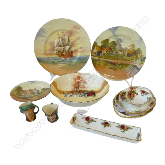 ASST. ROYAL DOULTON & ALBERT 'OLD COUNTRY ROSES' CHINA