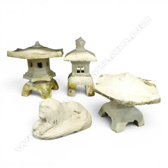 3 WHITE PAINTED GARDEN PAGODAS H.300mm + LION