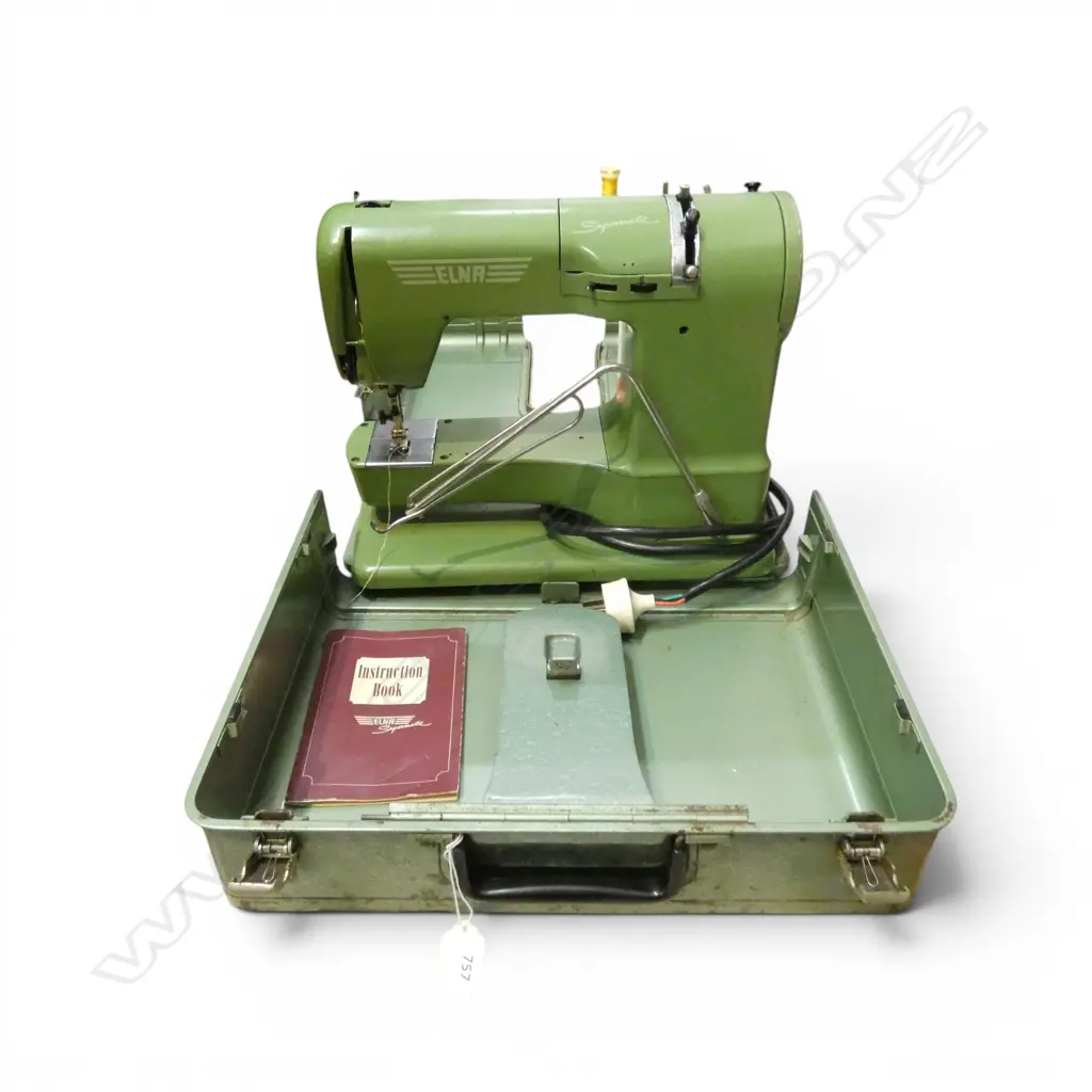 VINTAGE CASED ELNA SEWING MACHINE  W.400mm Image 1++