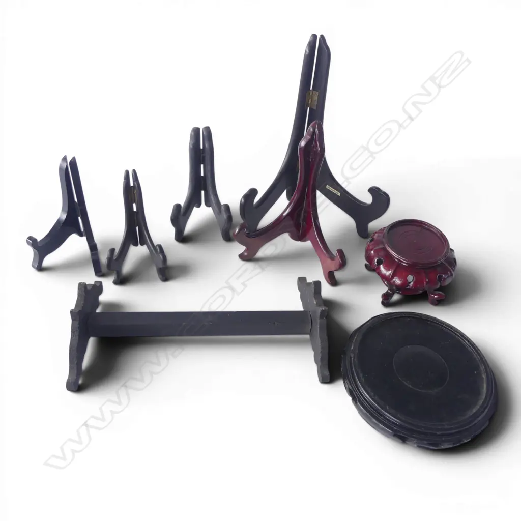 ASST. ORIENTAL VASE & PLATE STANDS Image 1++