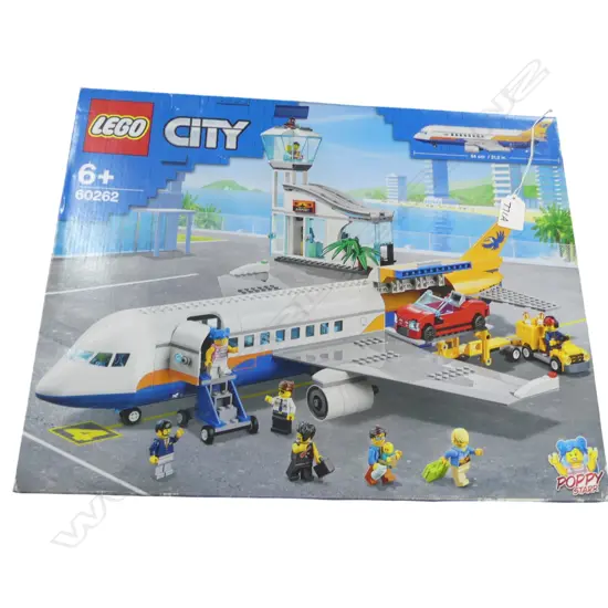 BOXED LEGO SET, CITY AIRPORT & PLANE #60262