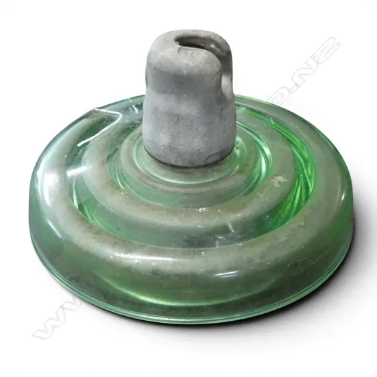 INDUSTRIAL ELECTRICAL ISOLATOR 