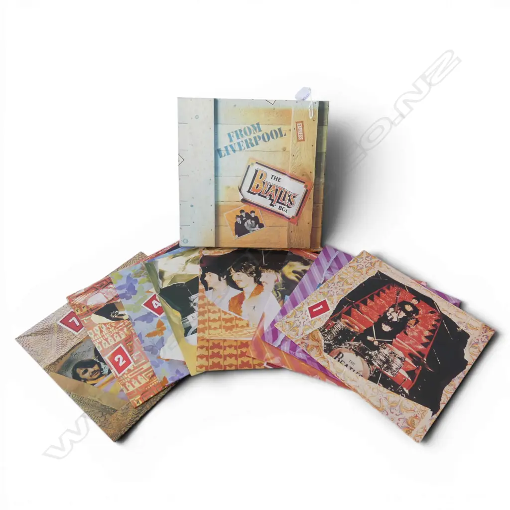 BEATLES BOXED LP RECORDS SET Image 1++