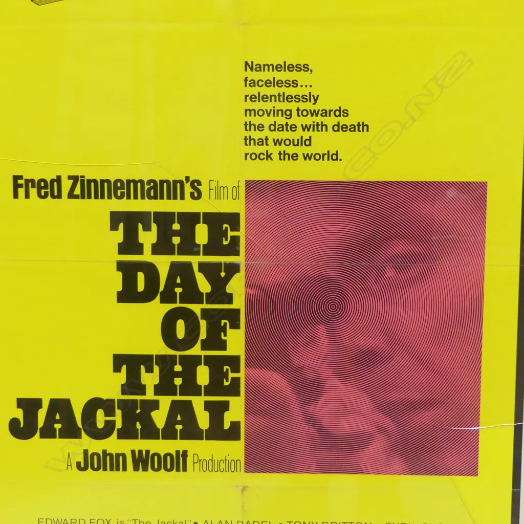 'THE DAY OF THE JACKAL'  FRAMED ONE SHEET MOVIE POSTER 1973 BY UNIVERSAL PICTURES BROKEN GLASS 1050X680MM (FOLD CREASES Image 1++