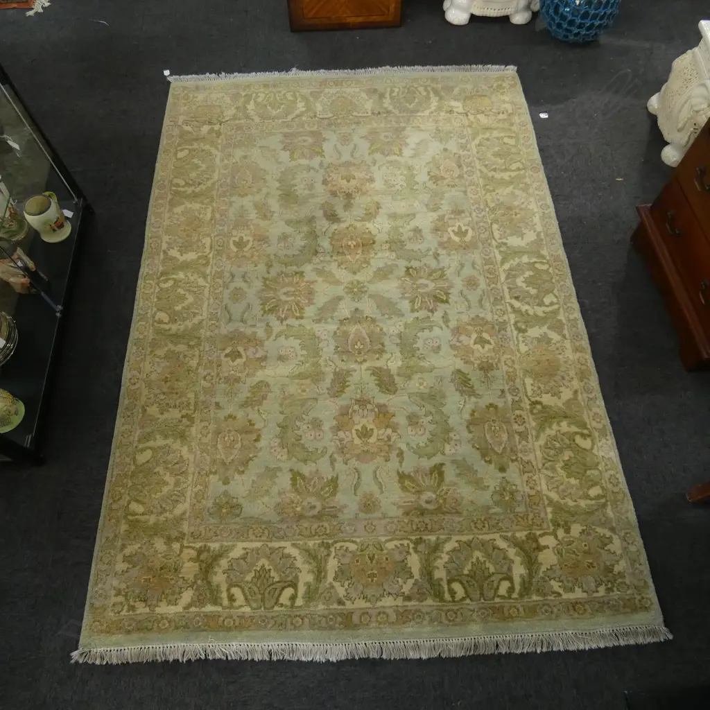 LGE PERSIAN RUG hand knotted soft pale tones floral designs. 2230 x 1550mm Image 1++
