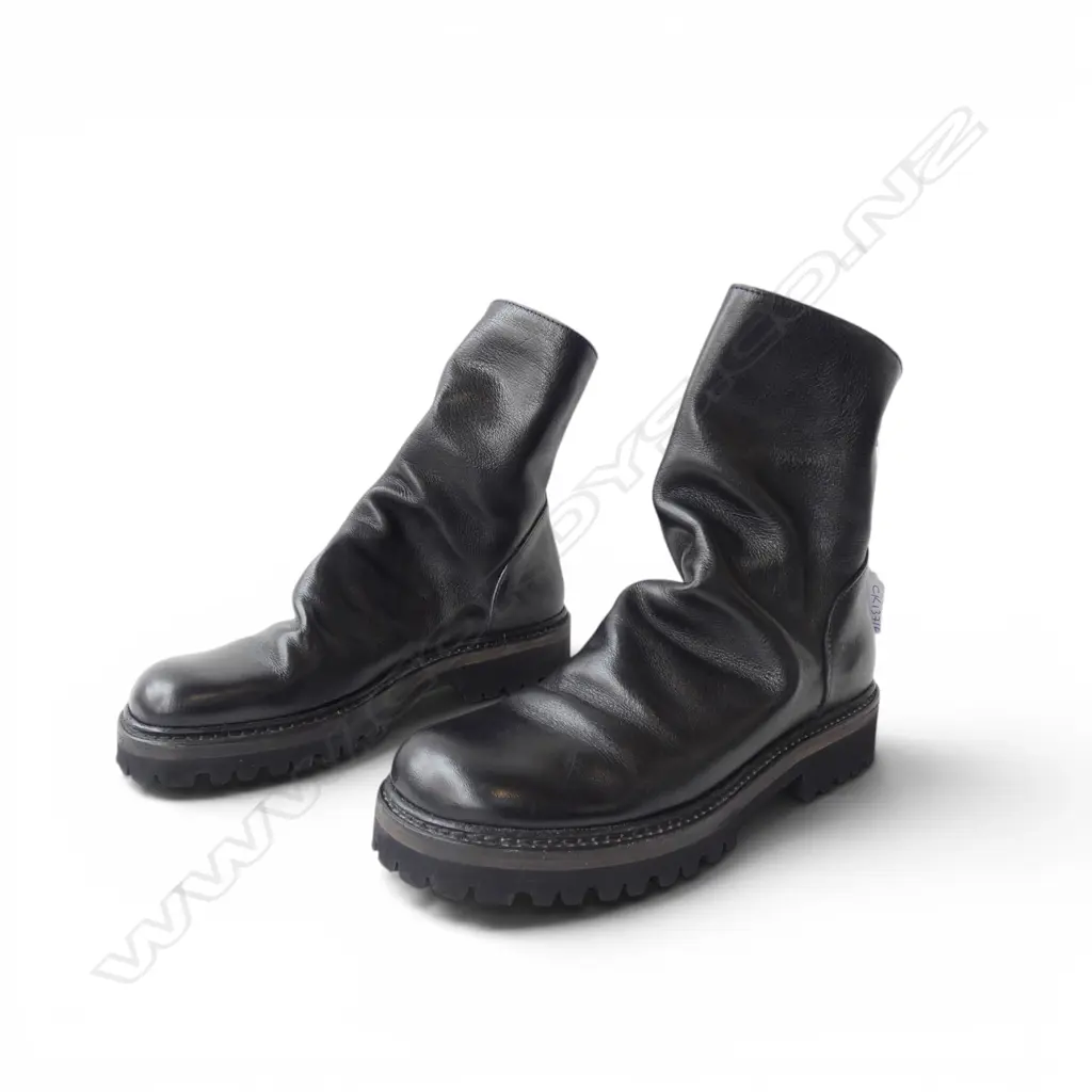 PR SHOTO BLACK LEATHER BOOTS, HAND MADE IN ITALY SIZE 39 NEVER WORN Image 1++