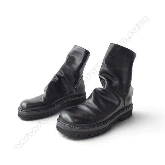 PR SHOTO BLACK LEATHER BOOTS, HAND MADE IN ITALY SIZE 39 NEVER WORN