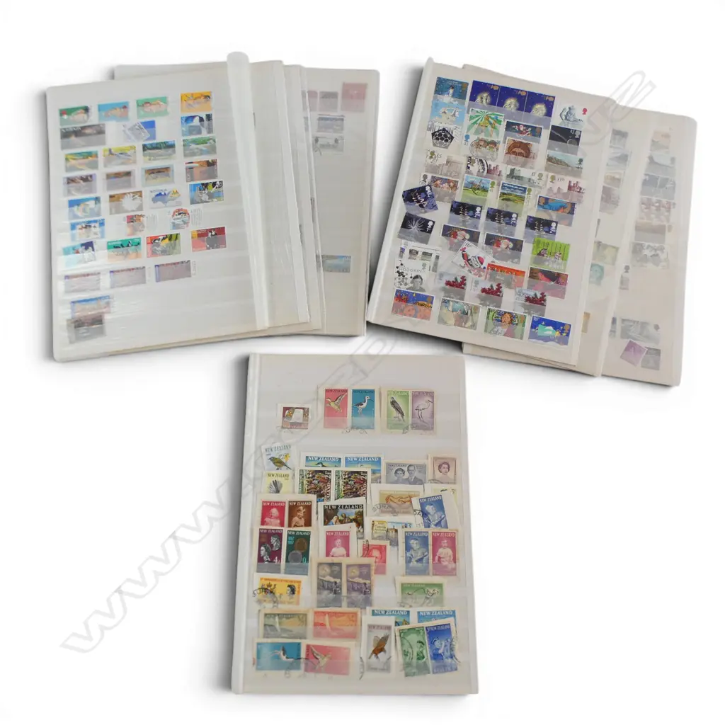3 MANILA ENVELOPES AUSSIE ENGLISH & NZ STAMPS  Image 1++