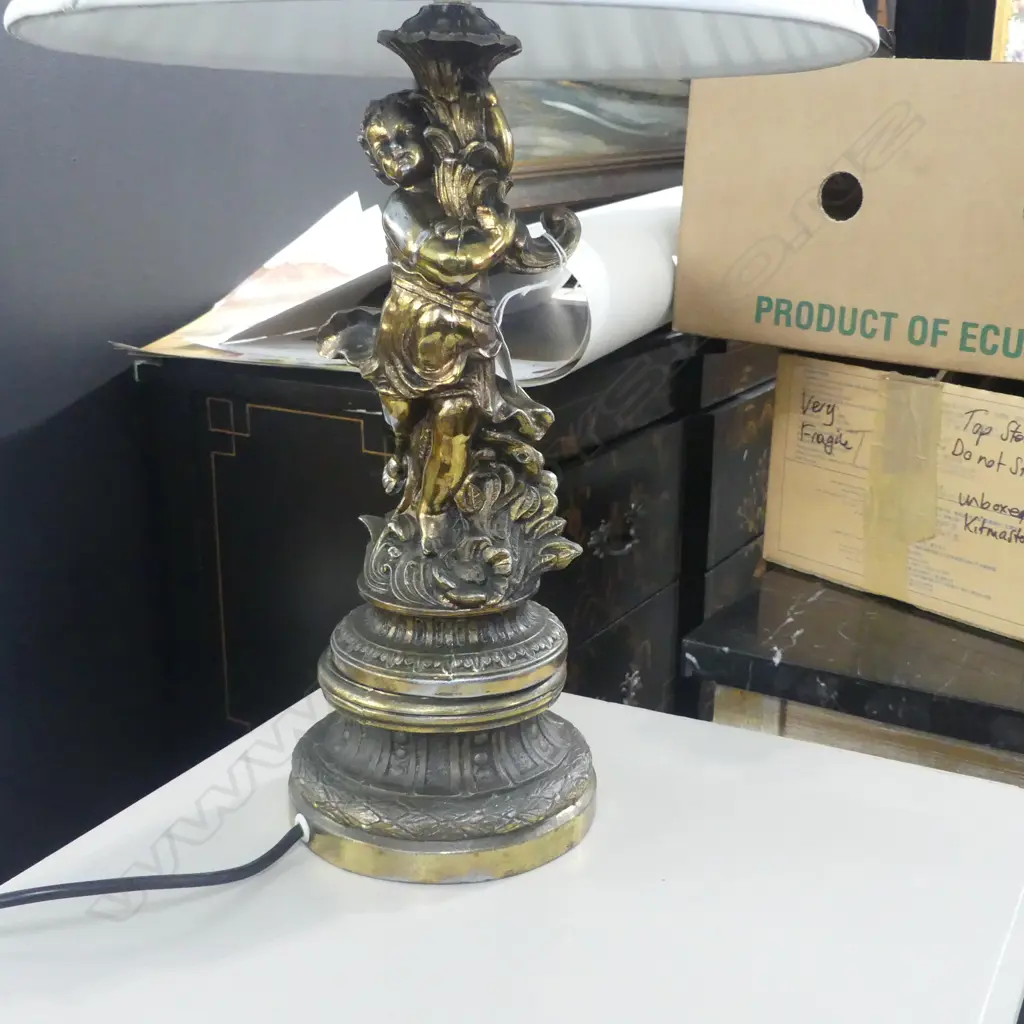 GILT METAL CHERUB TABLE LAMP H.575mm Image 1++